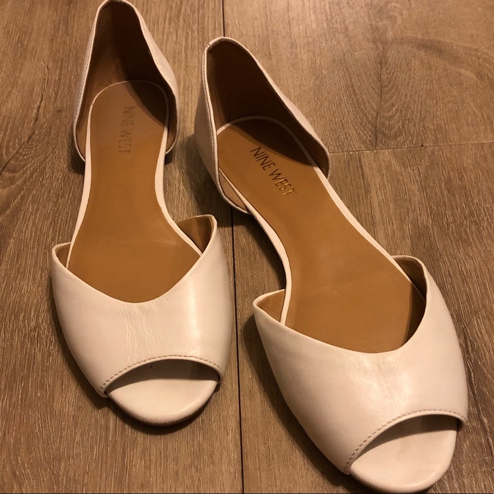 Nine West white peep toe flats 6.5